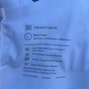 Discounted !Gently used HONEYLOVE cami, medium control. Size large. Never dried